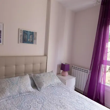 Telmo's Con Parking -sirimiri Apartments- סומאיה