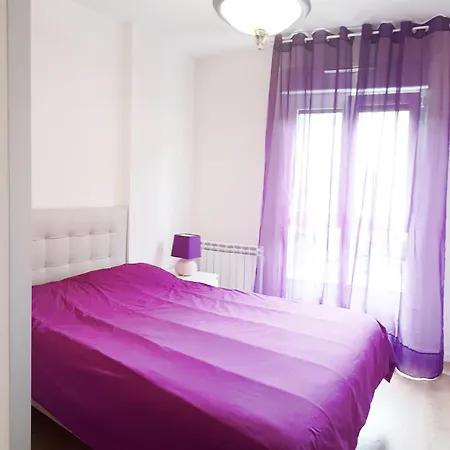 Telmo's Con Parking -sirimiri Apartments- דירה *