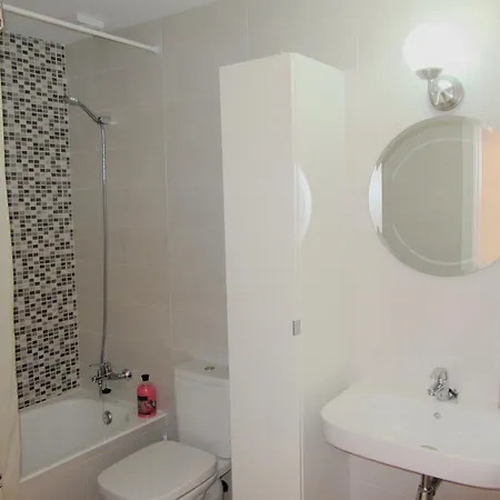 Telmo's Con Parking -sirimiri Apartments- Lejlighed *