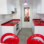 Telmo's Con Parking -sirimiri Apartments- Apartment