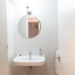 Telmo's Con Parking -sirimiri Apartments-